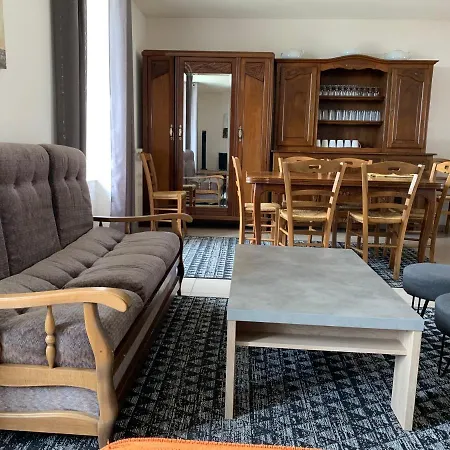 De La Tour Apartmán